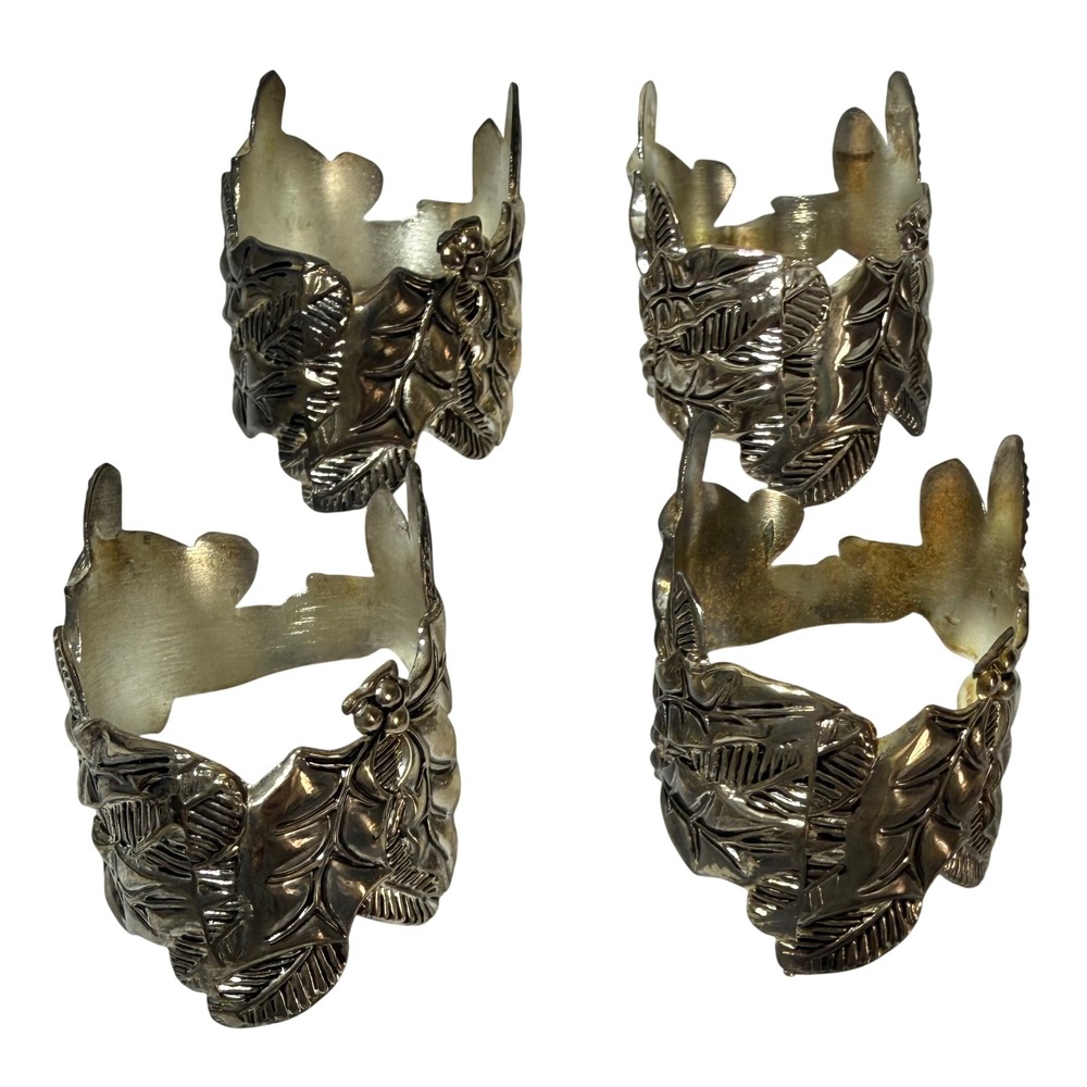International Silver Co Holly Leaf Berry Napkin Rings Silver Plated Set of 4